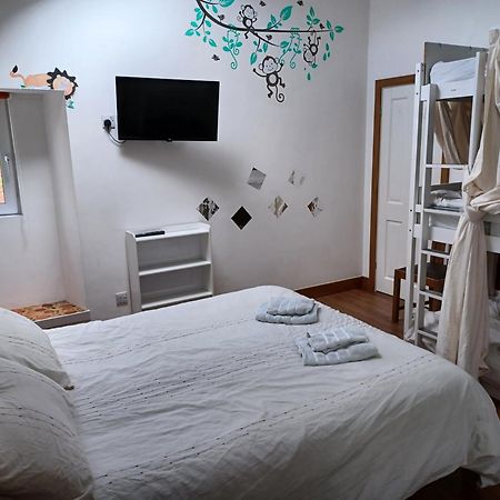 Voyage Hostel - Ensuite Family Rooms With Shared Kitchen Дъглас Екстериор снимка