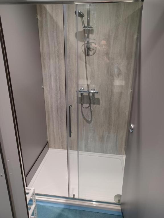 Voyage Hostel - Ensuite Family Rooms With Shared Kitchen Дъглас Стая снимка